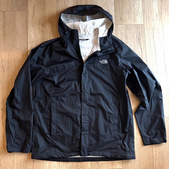 Men’s North Face rain jacket - Picture 1 of 2